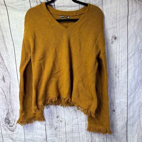 Anthropologie Long Sleeve Fringe Oversized Sweater Small - Picture 1 of 5